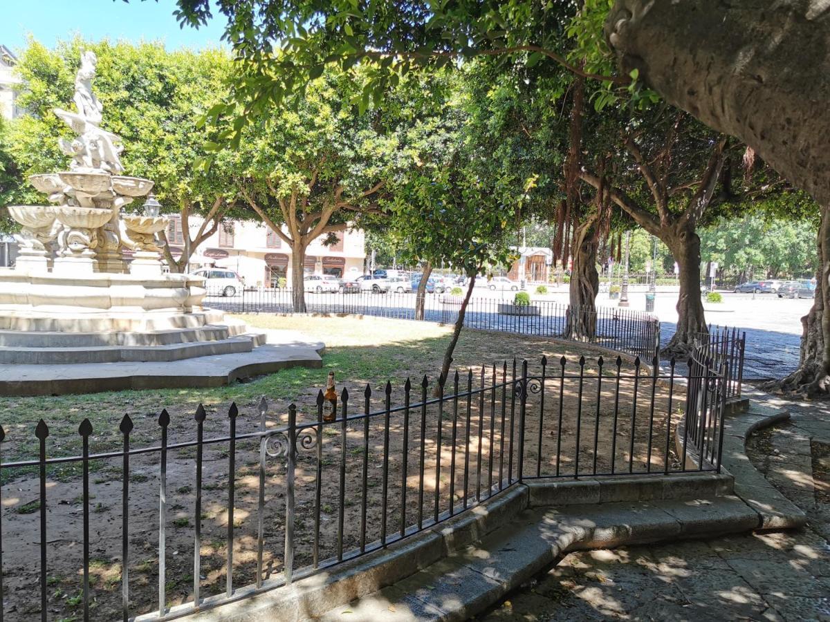 شقة Piazza Marina Chic باليرمو المظهر الخارجي الصورة